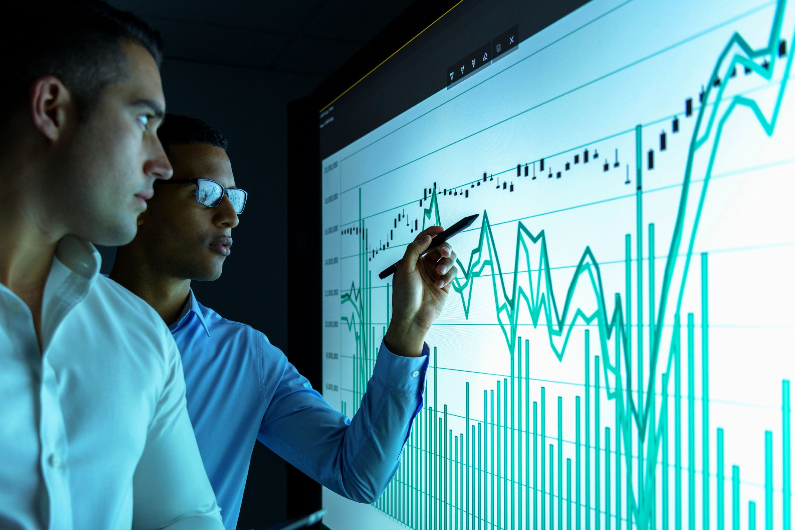 Read more about the article Key Benefits of Integrating AI into Traditional Trades Practices